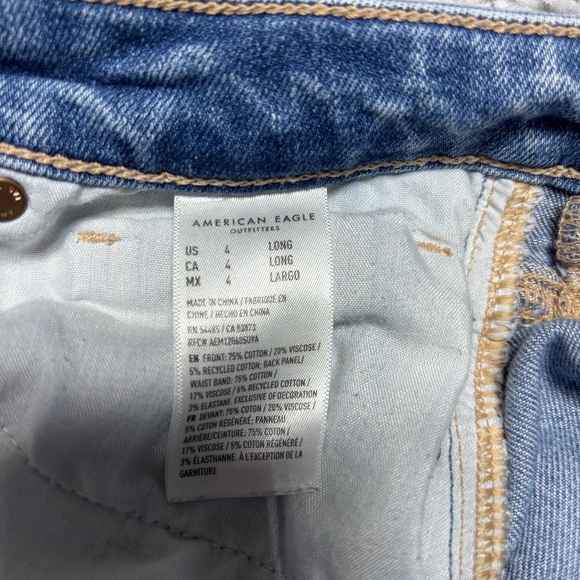 American Eagle Jeans Womens 4 Long Mom Jean Strigid Stretch Distressed Knee Hole - Picture 3 of 7